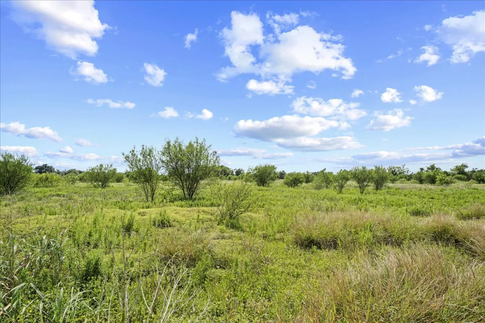 399 Prune Road La Grange, TX 78945