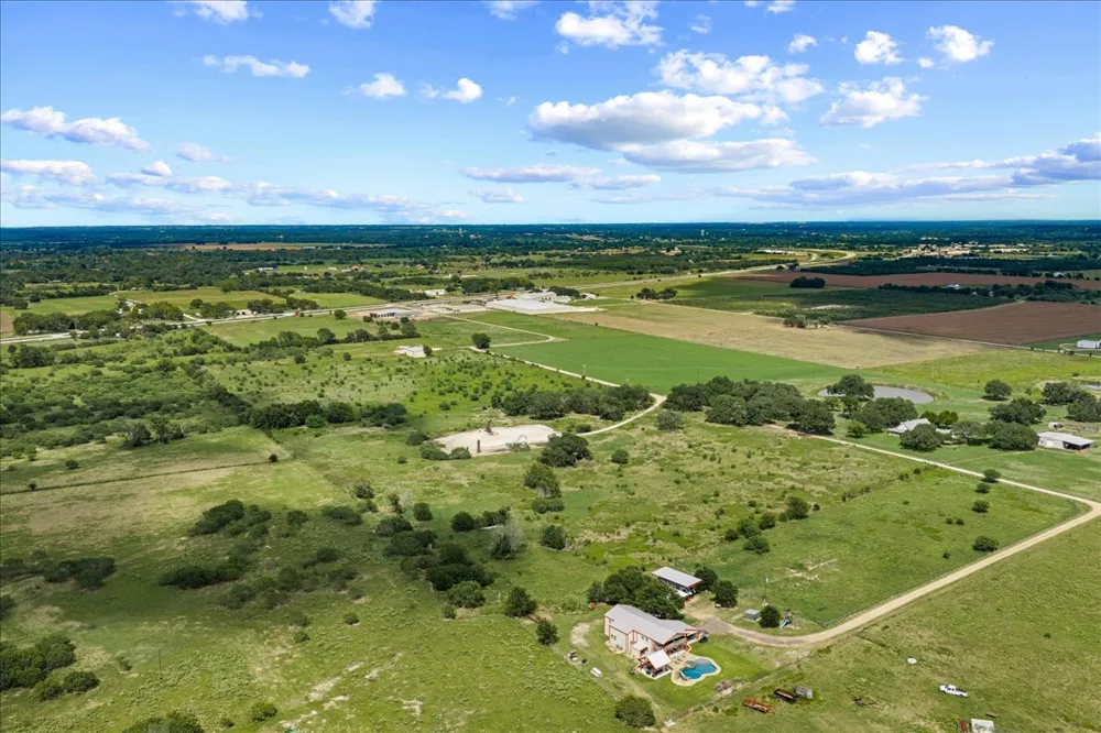 399 Prune Road La Grange, TX 78945
