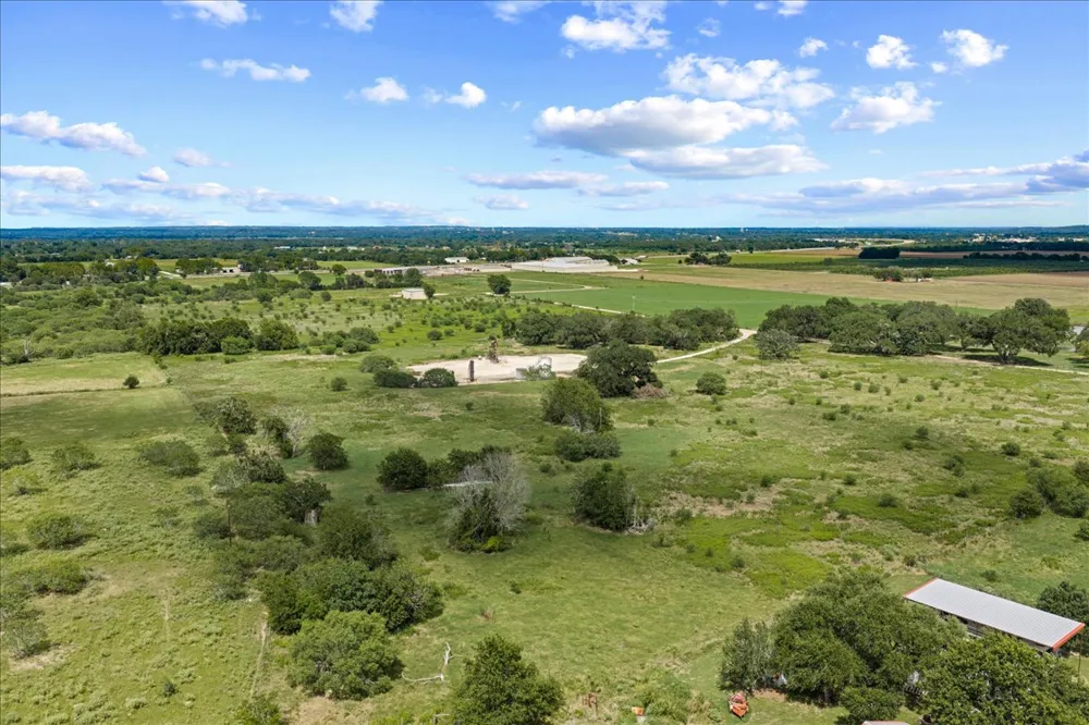399 Prune Road La Grange, TX 78945