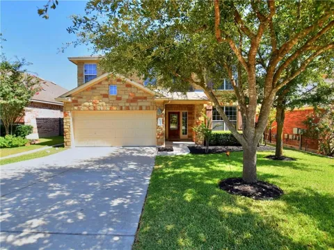 1802 Greenside Trail