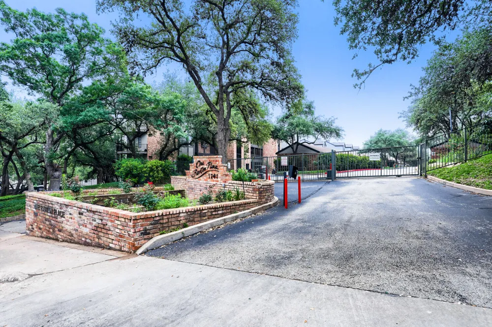 1741 Spyglass Drive #1-223 Austin, TX 78746