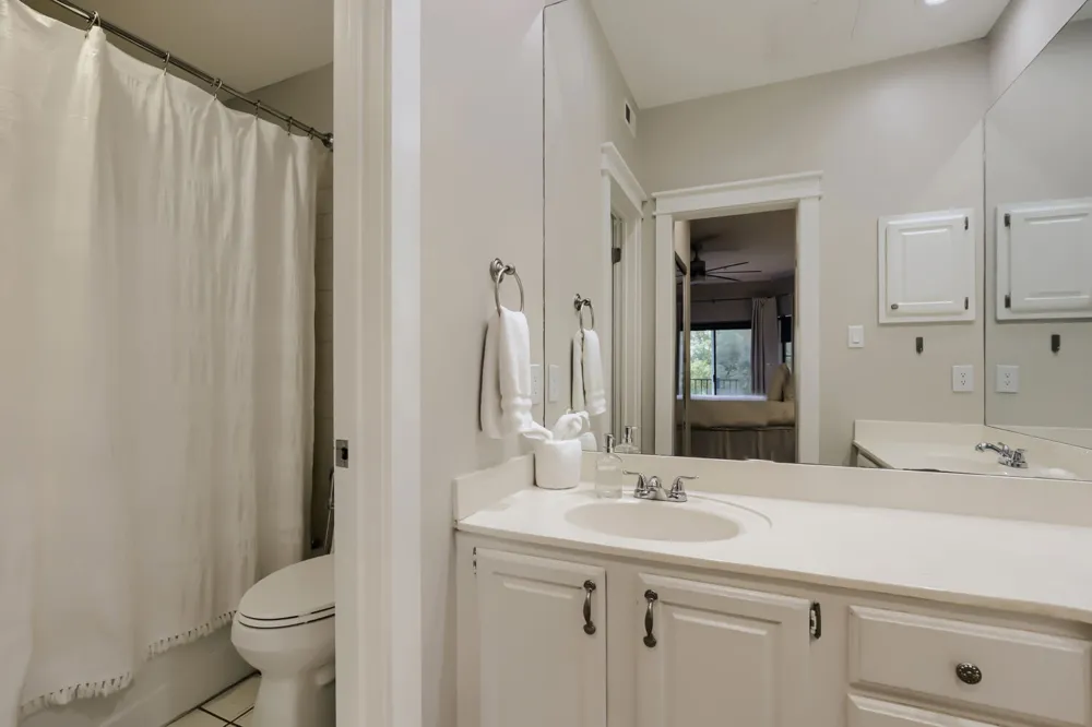 1741 Spyglass Drive #1-223 Austin, TX 78746