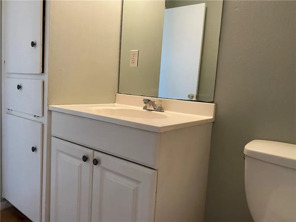 2231 Palmera Cove Austin, TX 78744