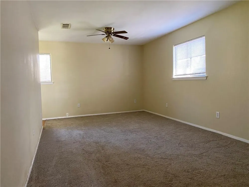 2231 Palmera Cove Austin, TX 78744