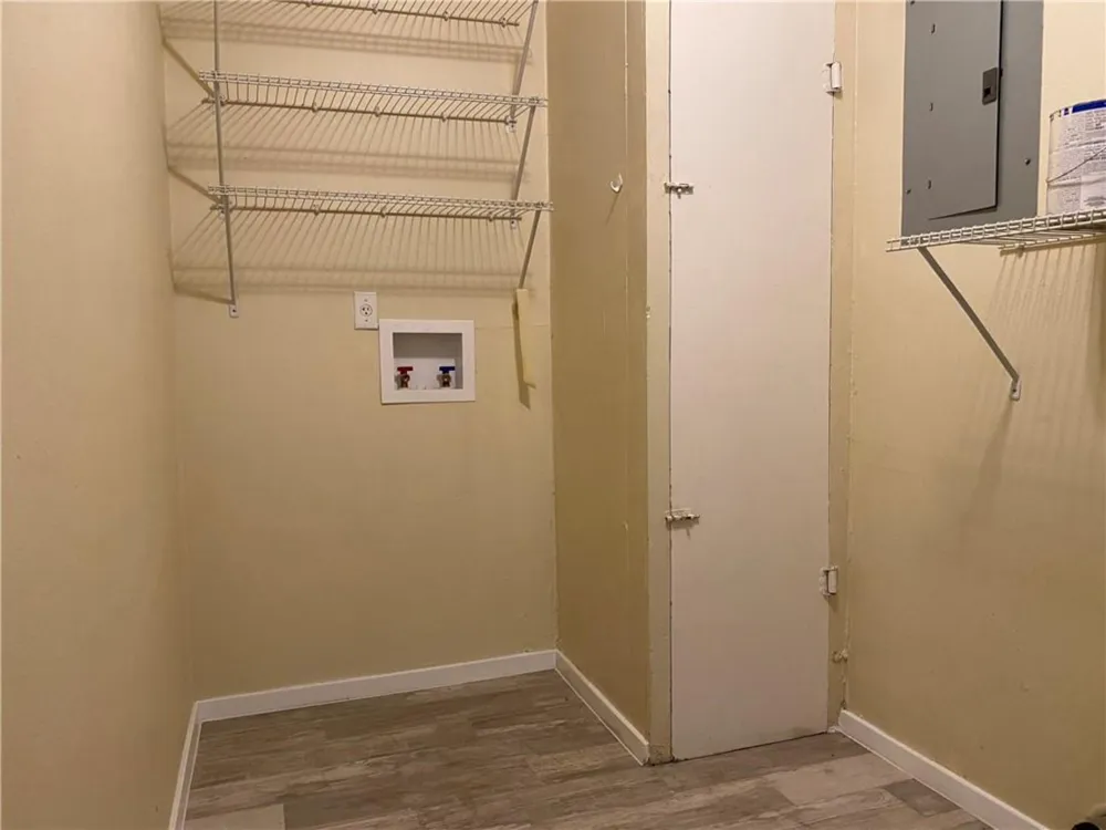 2231 Palmera Cove Austin, TX 78744