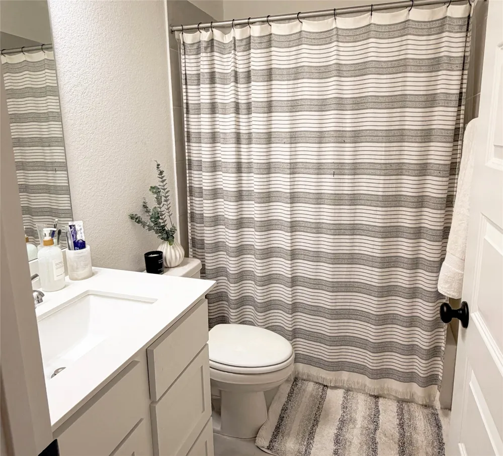 180 Reef Band Drive Kyle, TX 78640