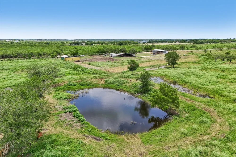 8004 Niederwald Strasse Kyle, TX 78640