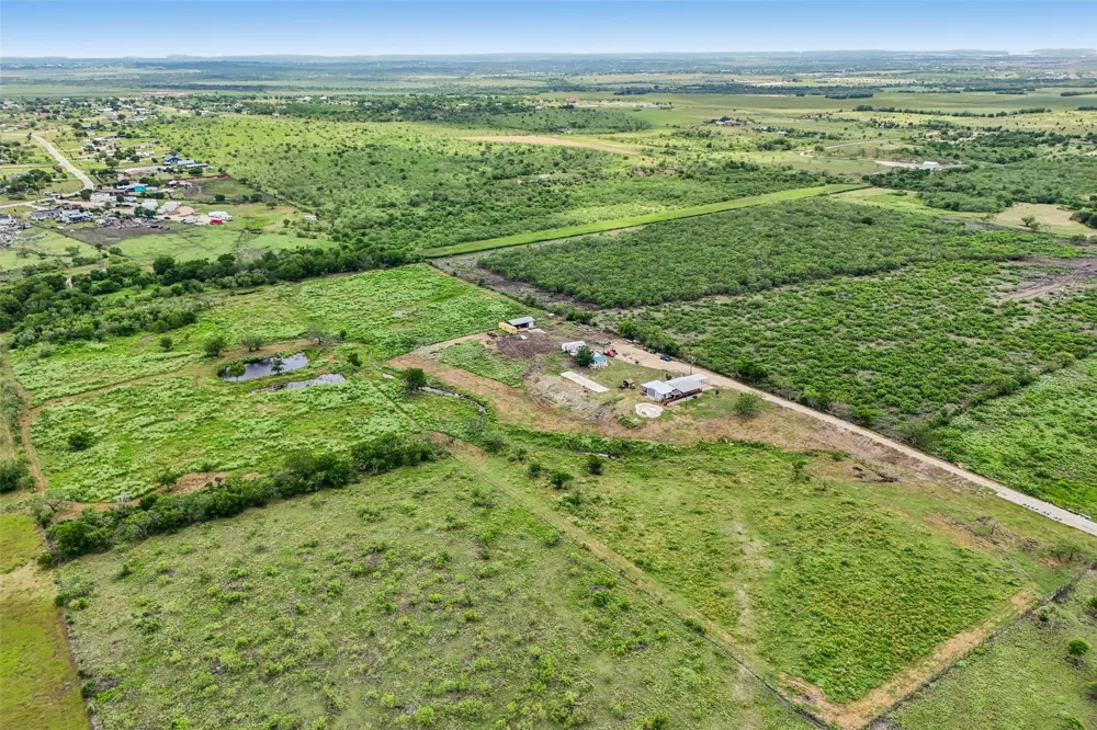 8004 Niederwald Strasse Kyle, TX 78640