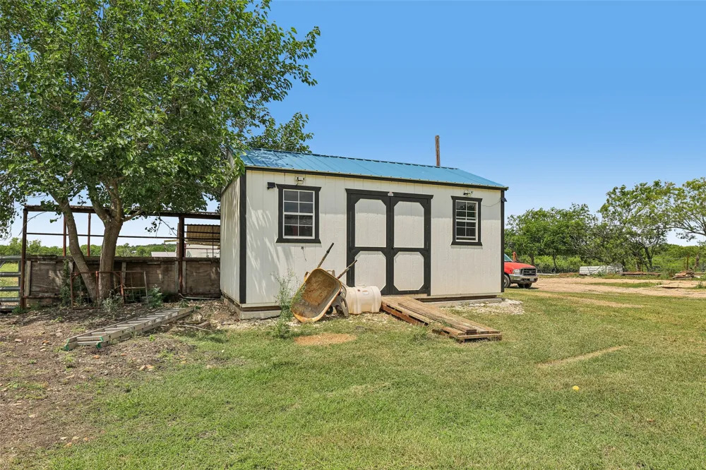 8004 Niederwald Strasse Kyle, TX 78640