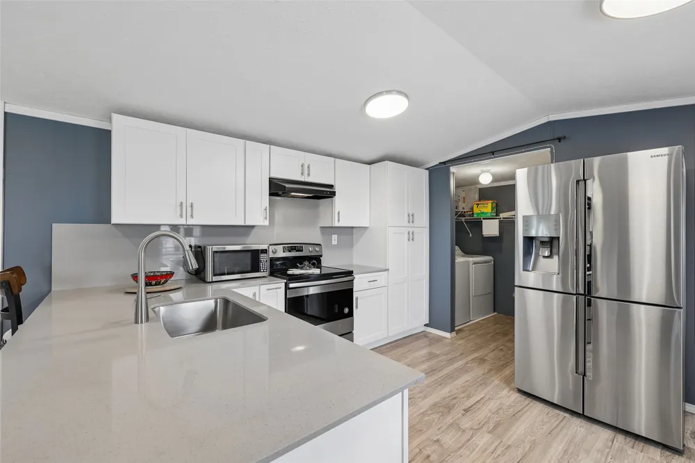 8004 Niederwald Strasse Kyle, TX 78640