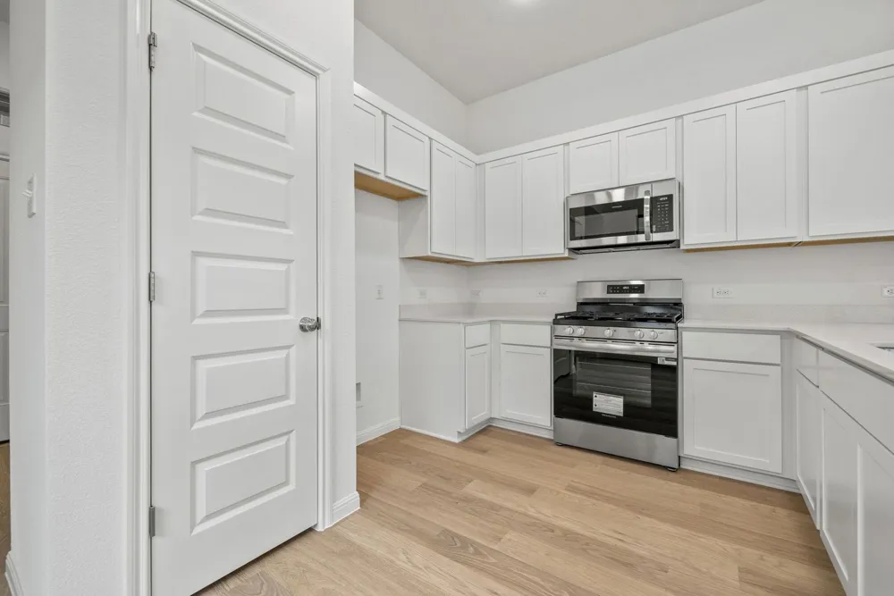 181 Hornet Street Elgin, TX 78621