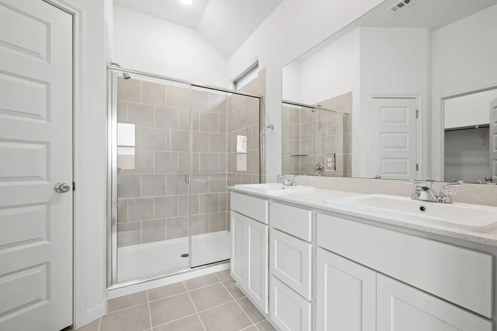 181 Hornet Street Elgin, TX 78621