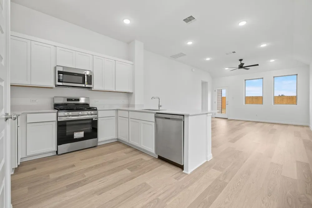 181 Hornet Street Elgin, TX 78621