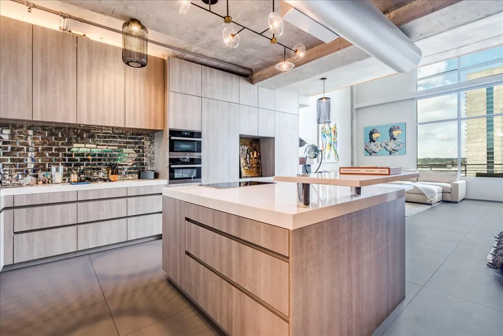 800 W 5th Street #1105 Austin, TX 78703