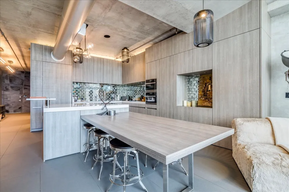 800 W 5th Street #1105 Austin, TX 78703