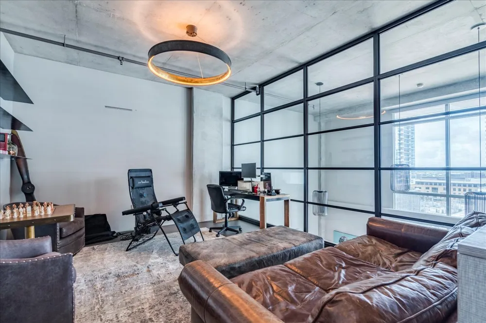 800 W 5th Street #1105 Austin, TX 78703