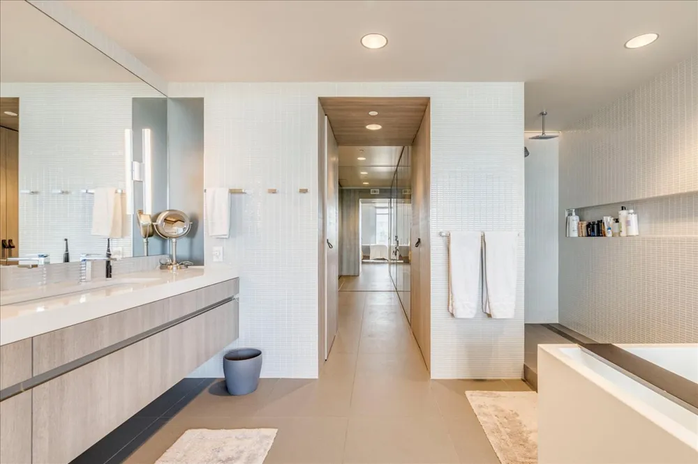800 W 5th Street #1105 Austin, TX 78703