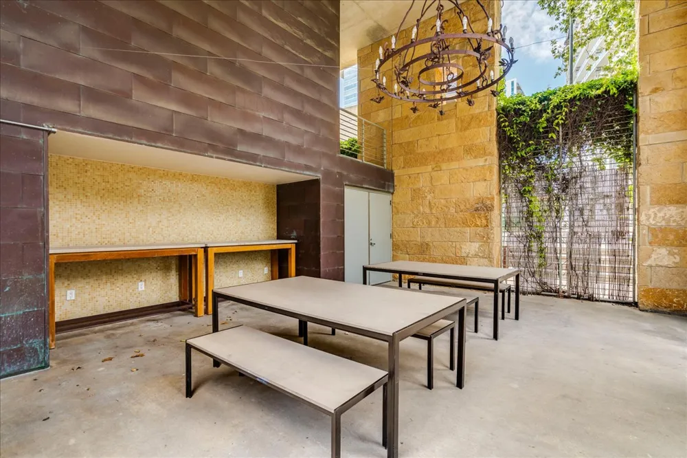 800 W 5th Street #1105 Austin, TX 78703