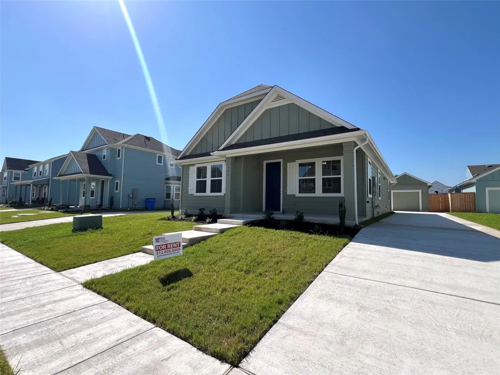 302 Elm Branch Trail Taylor, TX 76574