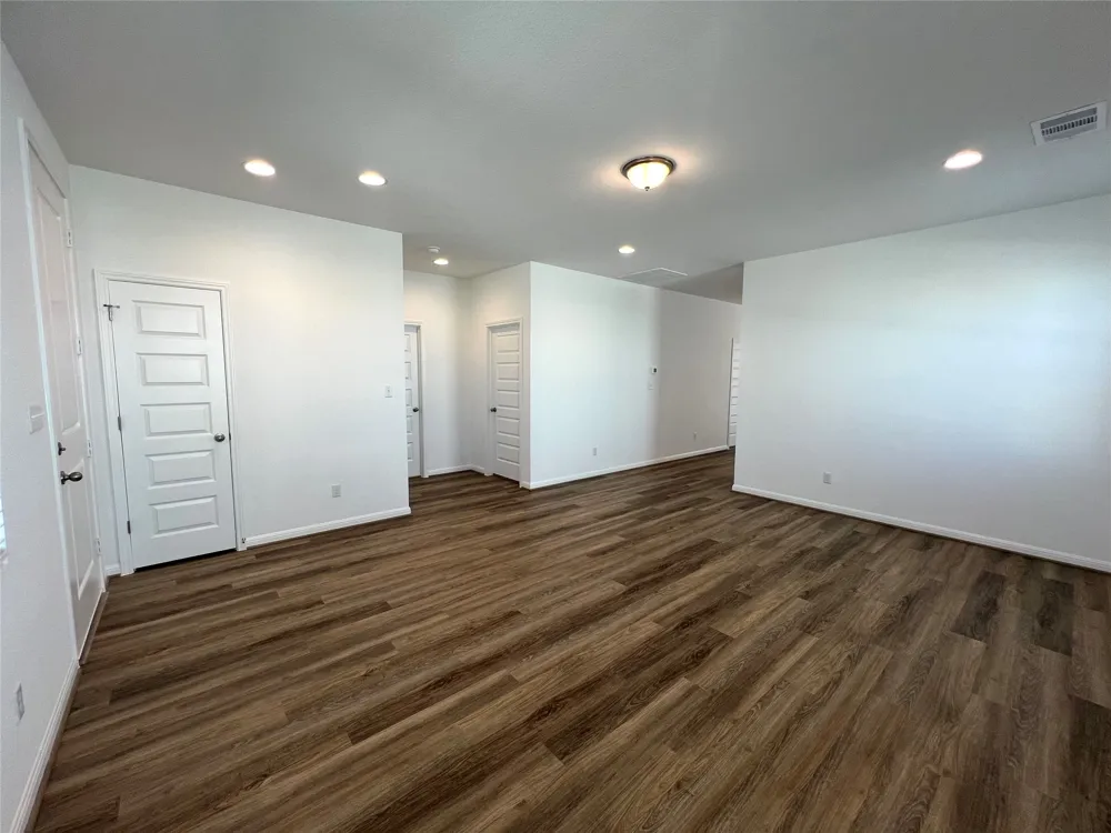 302 Elm Branch Trail Taylor, TX 76574