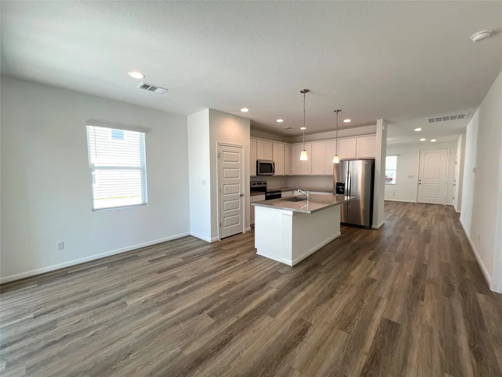 302 Elm Branch Trail Taylor, TX 76574