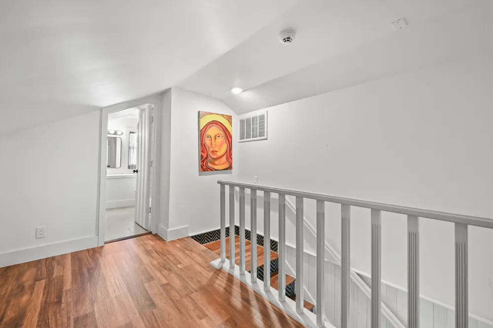 811 S Commerce Street Lockhart, TX 78644