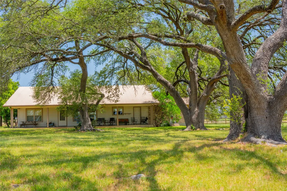 10223 FM963 Burnet, TX 78611
