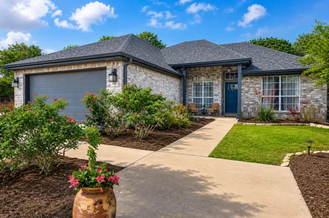 201 Rio Vista Drive