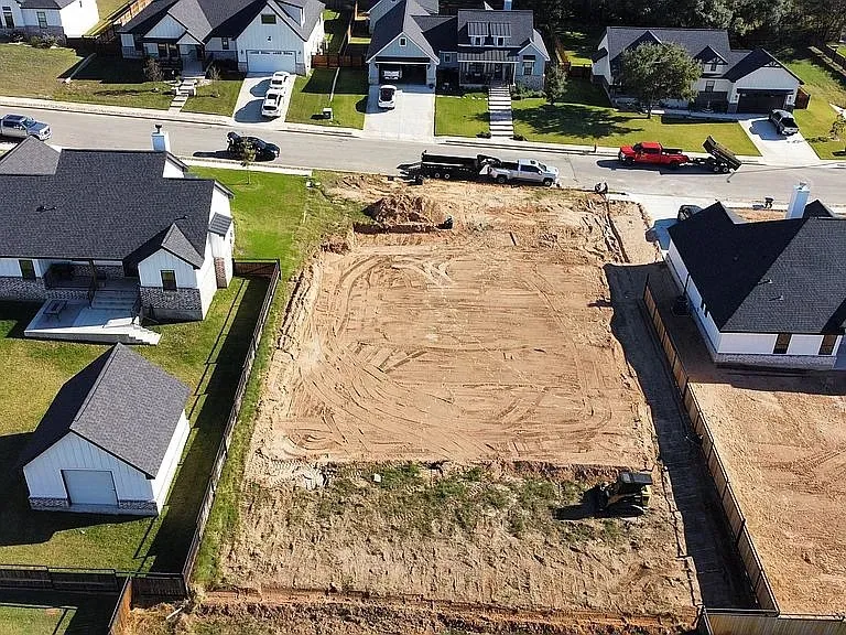108 Bayberry Court La Vernia, TX 78121