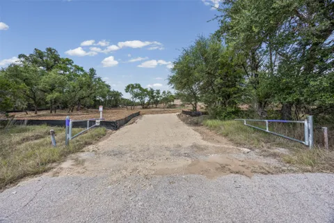21924 Nameless Road