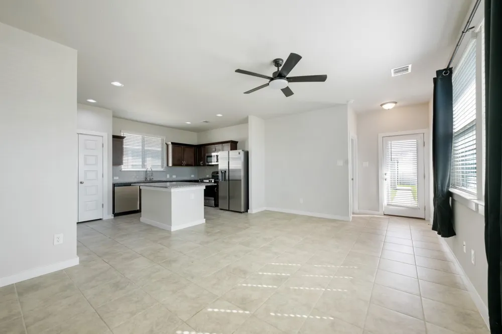 300 Hortus Drive Kyle, TX 78640