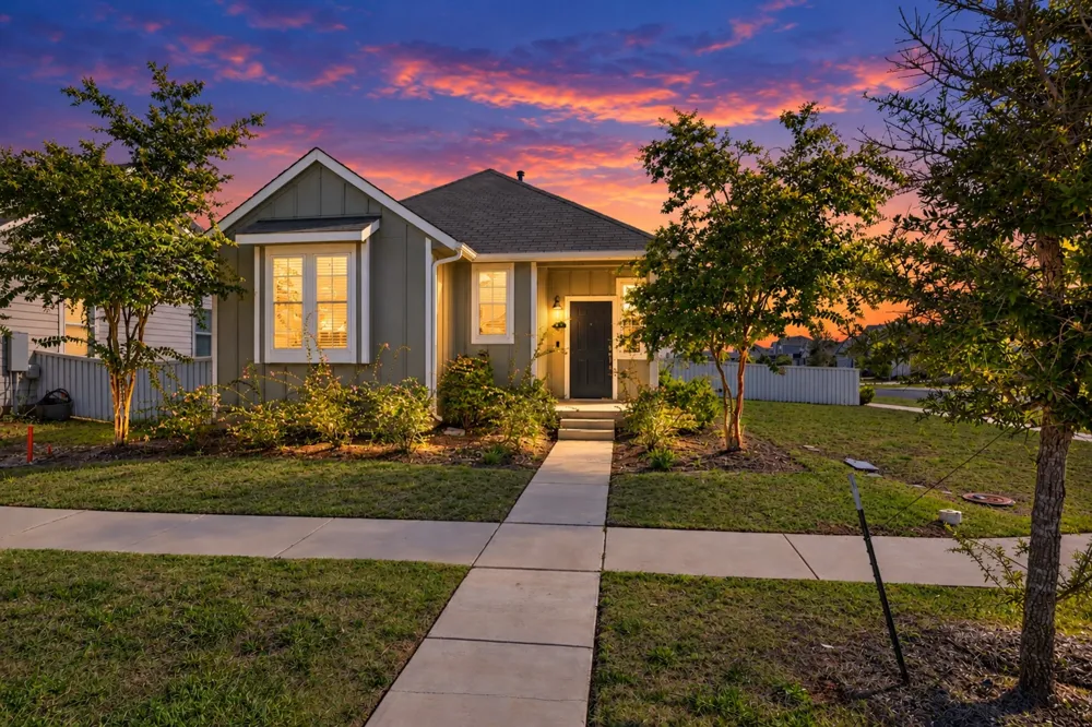 300 Hortus Drive Kyle, TX 78640
