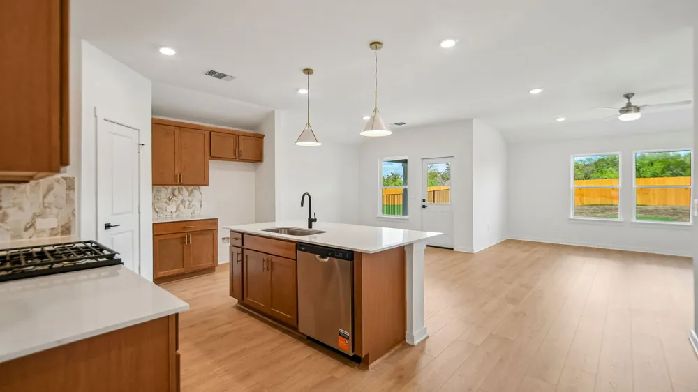 9421 Buckstitch Saddle Drive Austin, TX 78653