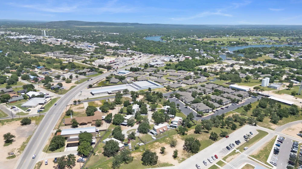 226 Big Oaks Drive Kingsland, TX 78639