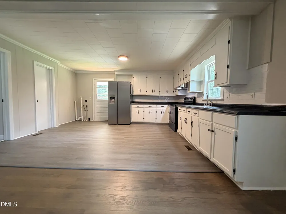 12181 Oak Avenue Bailey, NC 27807