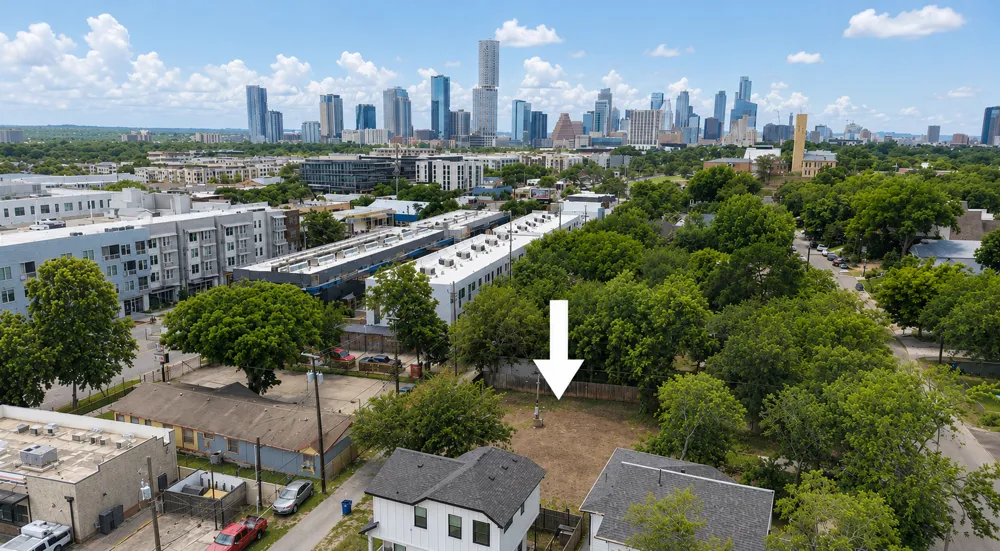 2017 E 8th Street Austin, TX 78702
