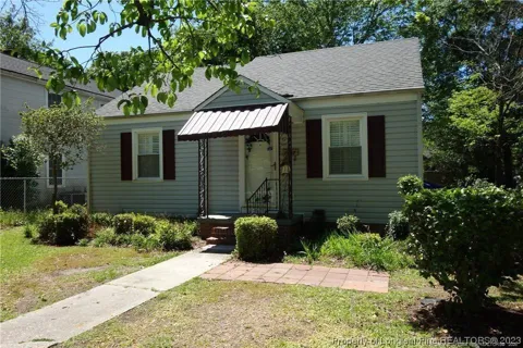 1607 Cedar Street