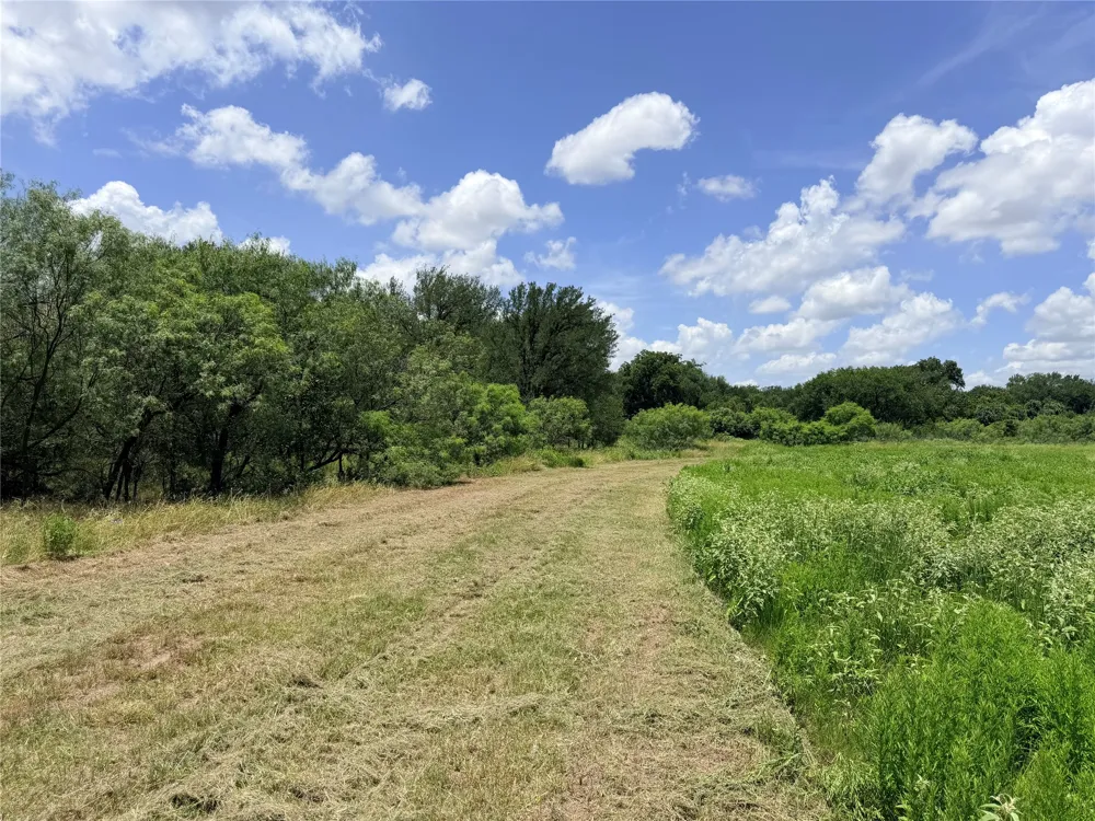 FM 86 Tract 7 Highway Luling, TX 78648