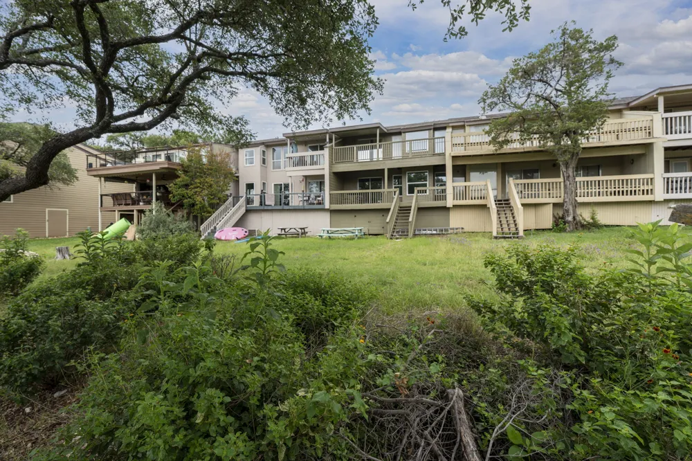 269 Venture Boulevard S Point Venture, TX 78645