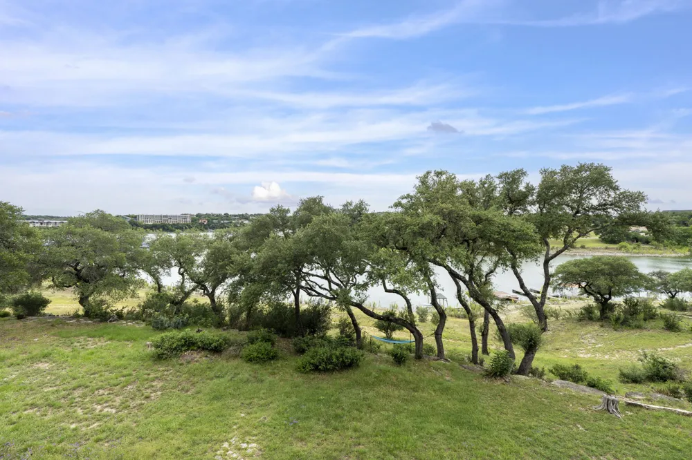269 Venture Boulevard S Point Venture, TX 78645