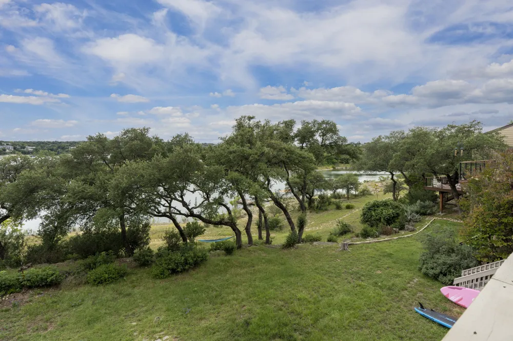 269 Venture Boulevard S Point Venture, TX 78645