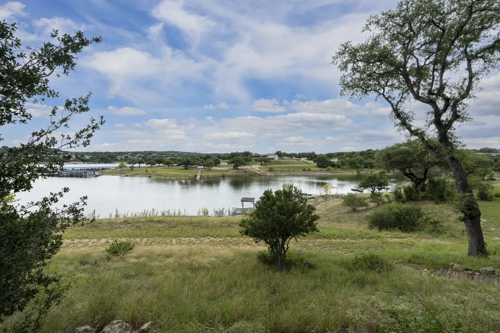 269 Venture Boulevard S Point Venture, TX 78645