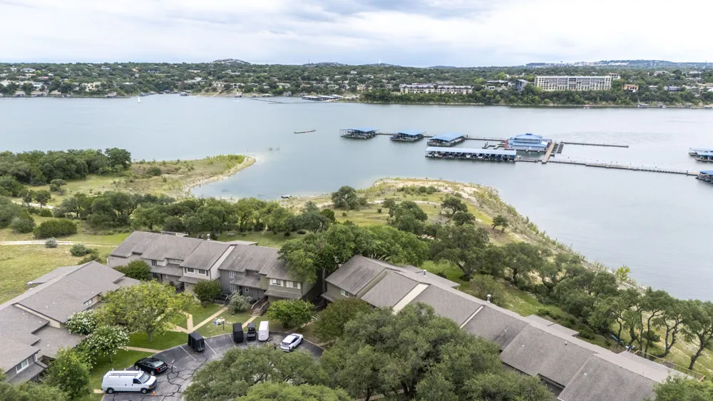269 Venture Boulevard S Point Venture, TX 78645