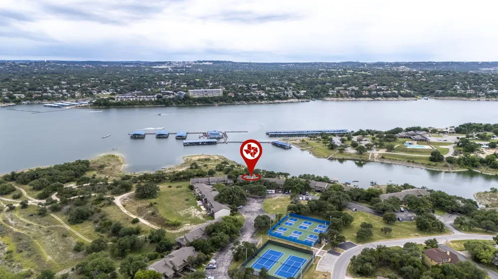 269 Venture Boulevard S Point Venture, TX 78645