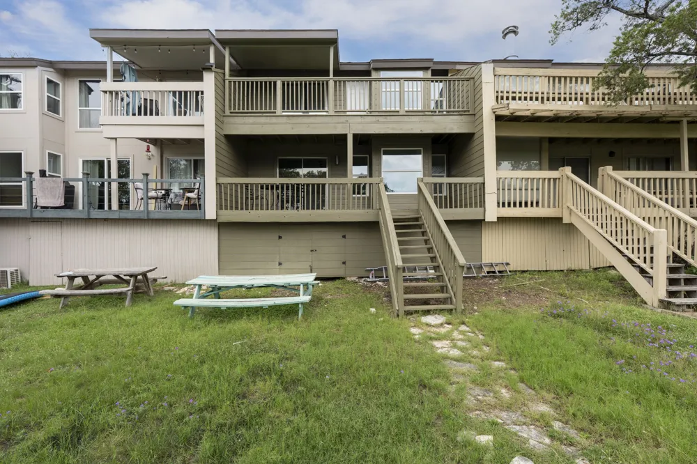 269 Venture Boulevard S Point Venture, TX 78645