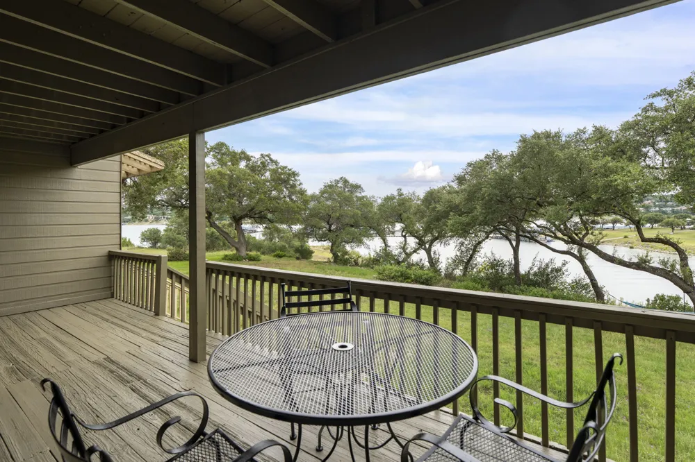 269 Venture Boulevard S Point Venture, TX 78645