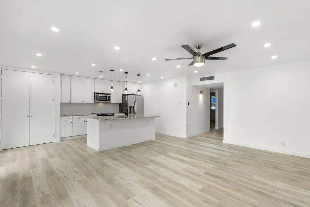 269 Venture Boulevard S Point Venture, TX 78645
