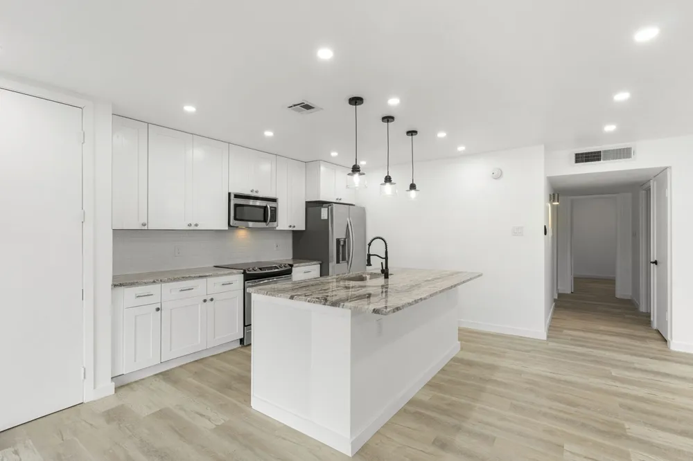 269 Venture Boulevard S Point Venture, TX 78645