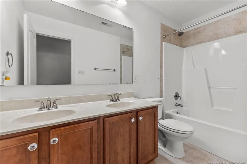 193 Wind Brook Court Raeford, NC 28376