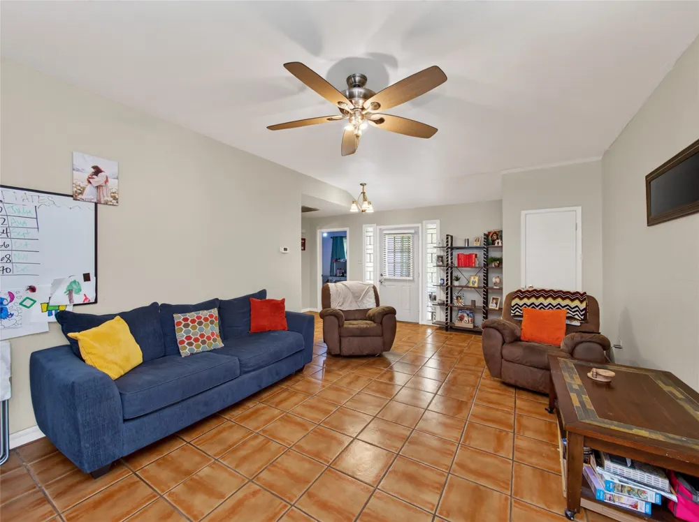 1600 W State Highway 29 Bertram, TX 78605